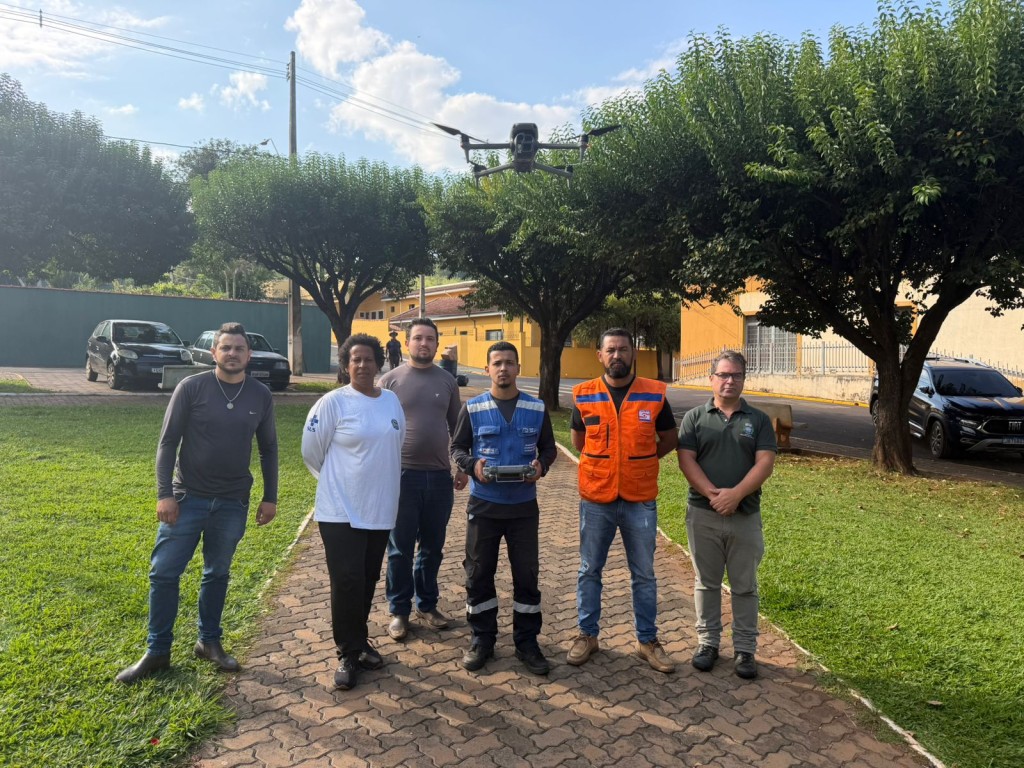 DRONE É USADO EM CLARAVAL PARA CAÇAR FOCOS DO MOSQUITO DA DENGUE