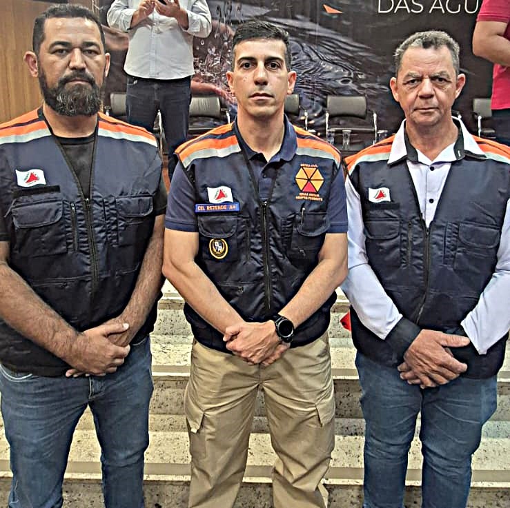 BETÃO REPRESENTA CLARAVAL EM SEMINÁRIO ESTADUAL DE SEGURANÇA HÍDRICA EM MONTES CLAROS