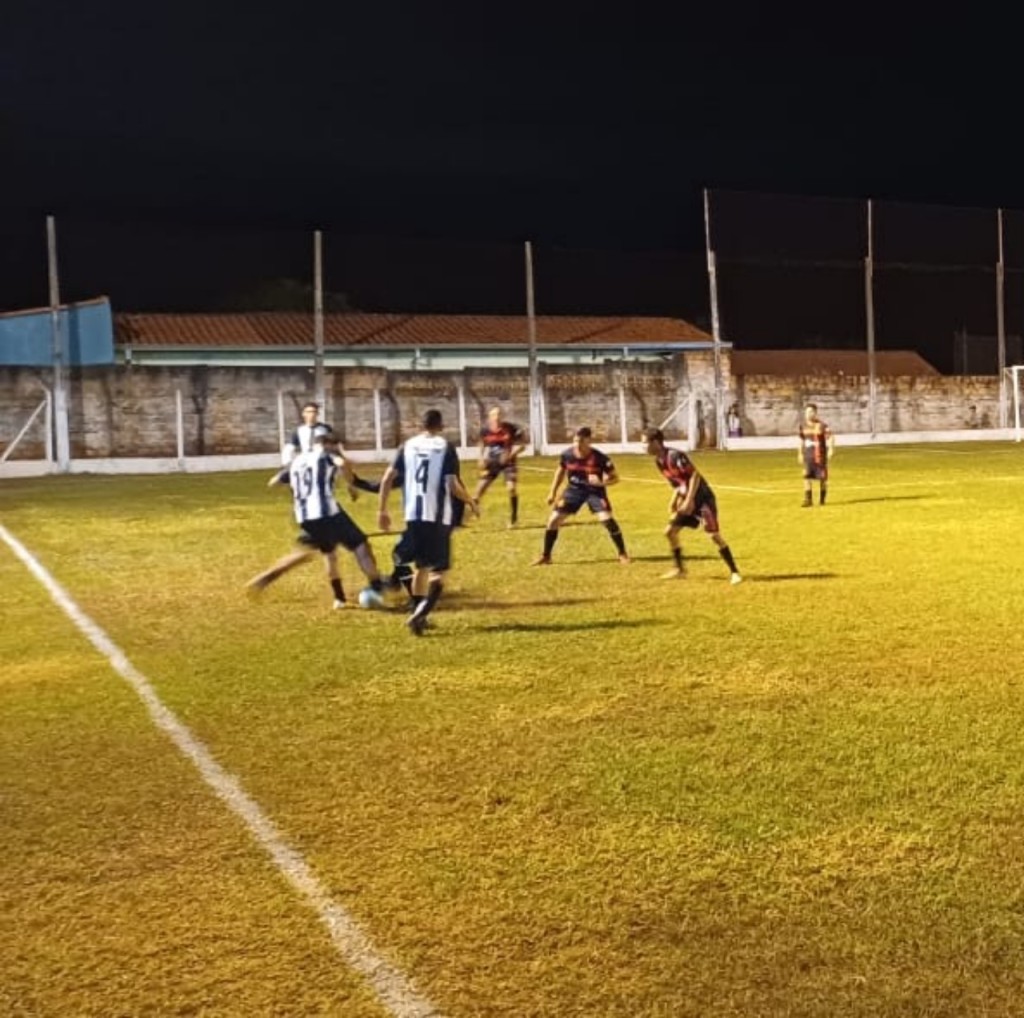 MANCHESTER GOLEIA PONTE PRETA E ASSUME LIDERANÇA ISOLADA DO CAMPEONATO MUNICIPAL DE CLARAVAL