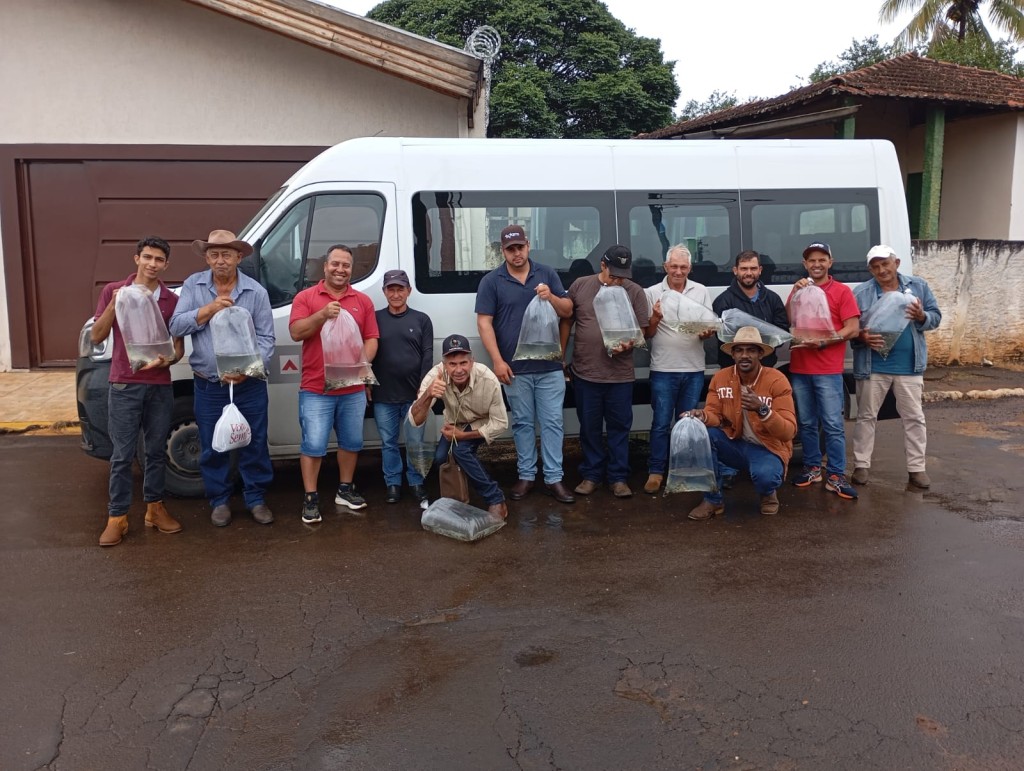 PEQUENOS AGRICULTORES CLARAVALENSES GANHAM 5 MIL ALEVINOS DE TILÁPIA