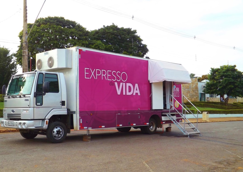 CAMINHÃO “EXPRESSO DA VIDA” REALIZARÁ MAIS DE 120 EXAMES DE MAMOGRAFIA EM CLARAVAL