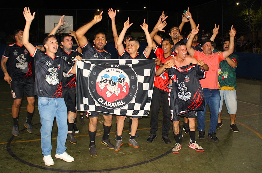 R12 GOLEIA O ANTES DO BAR E CONQUISTA DE FORMA INVICTA O TÍTULO DO FUTSAL 2026 DE CLARAVAL