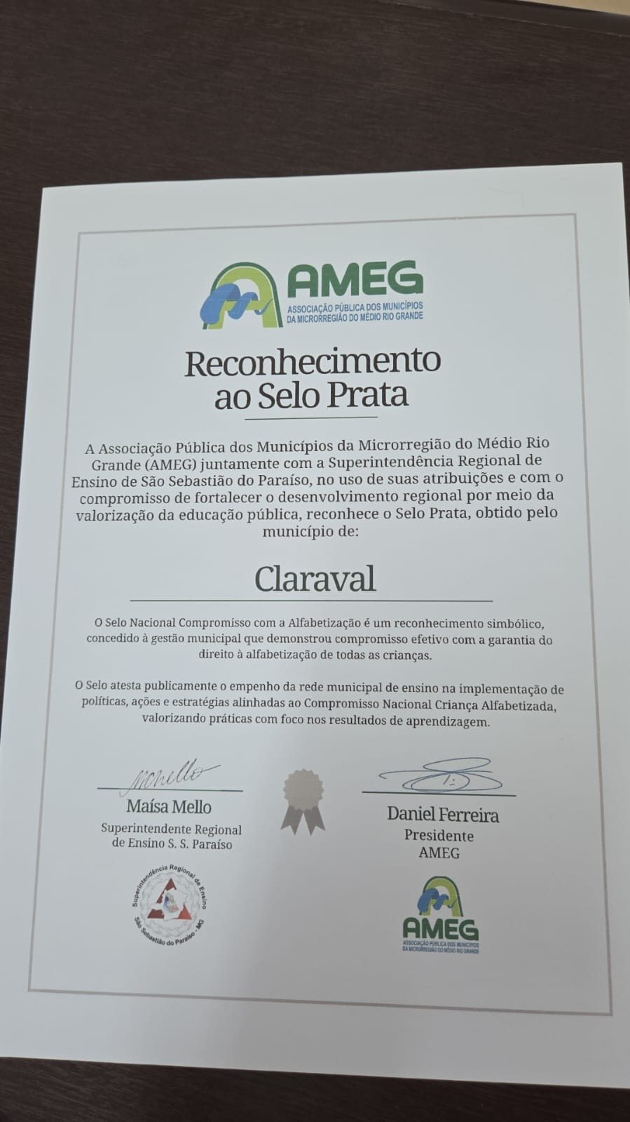 CLARAVAL CONQUISTA SELO PRATA DE EDUCAÇÃO E TEM RECONHECIMENTO REGIONAL