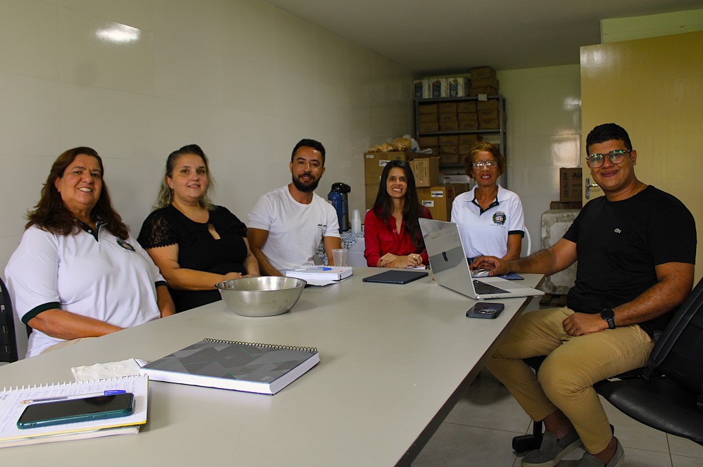 SAÚDE DISCUTE PLANEJAMENTO E ATENDIMENTO MAIS HUMANIZADO A PACIENTES DO SUS EM CLARAVAL