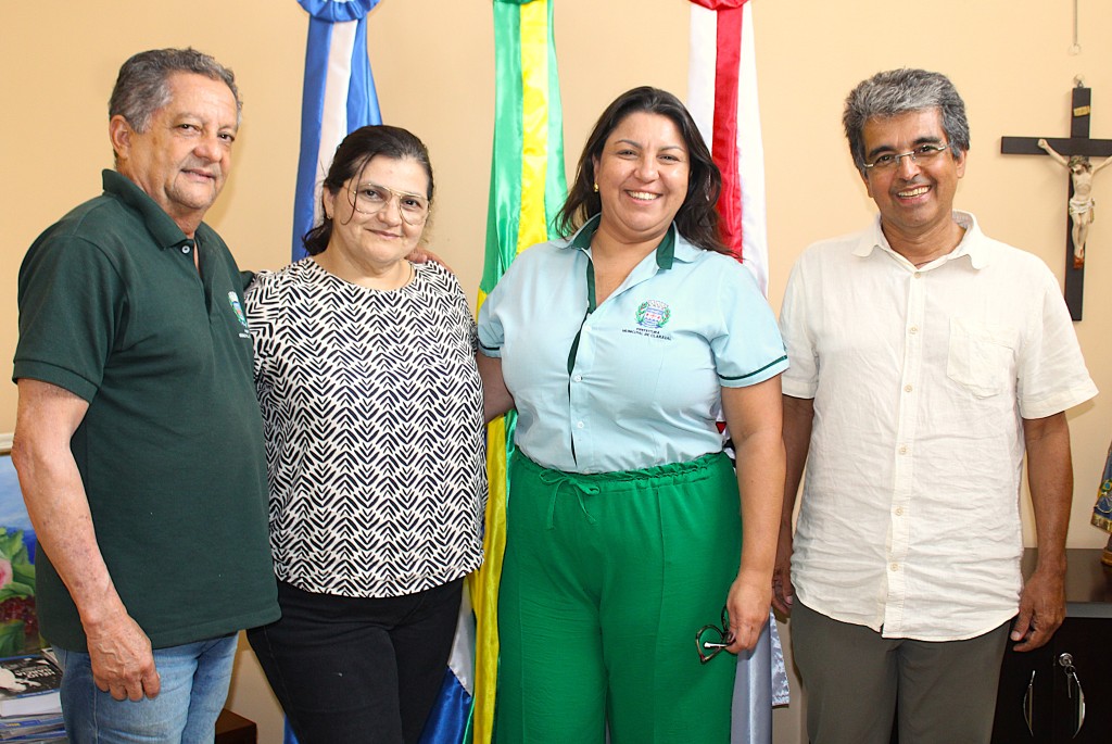 PRESIDENTE DA PEIXE BR E EMPRESÁRIA SE UNEM PARA A PRODUÇÃO DE LAVANDA EM CLARAVAL